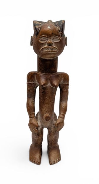 GABON - Fang 
Sculpture féminine en bois...