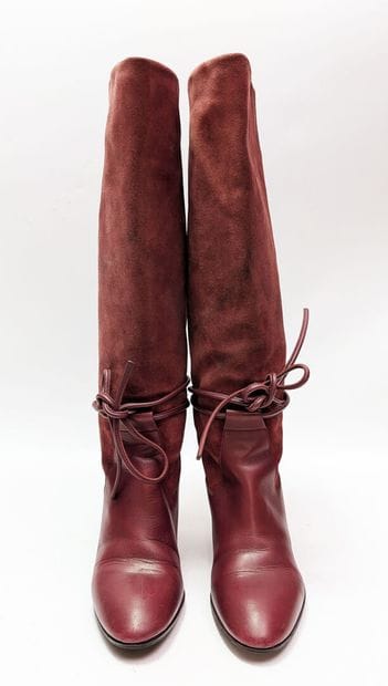 CHLOE
Pair of burgundy leather and suede...