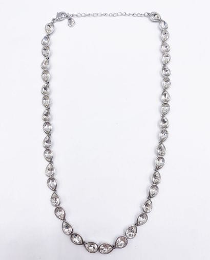 SWAROVSKI
Necklace made of silver plated...