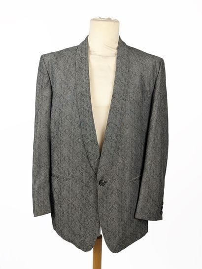PACO RABANNE, Monsieur Paris
Gray blazer...