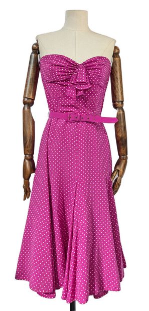 VALENTINO Boutique
Strapless dress with a...