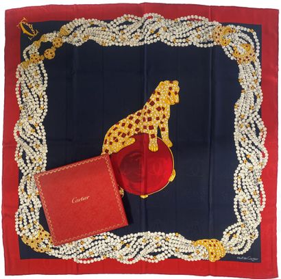 Must de CARTIER
Silk square with a jewelry-inspired...