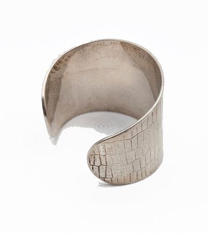 AGATHA
Open cuff bracelet in silver plated...