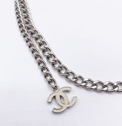 CHANEL - 2007 Collection
Silver plated metal...