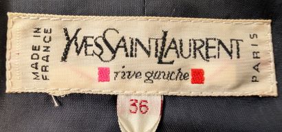 YVES SAINT LAURENT - Rive Gauche
Navy blue...