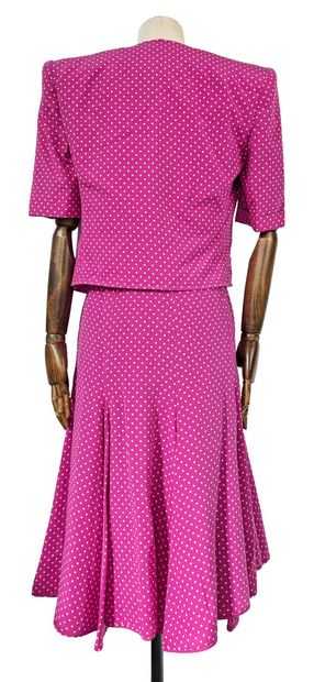 VALENTINO Boutique
Strapless dress with a...