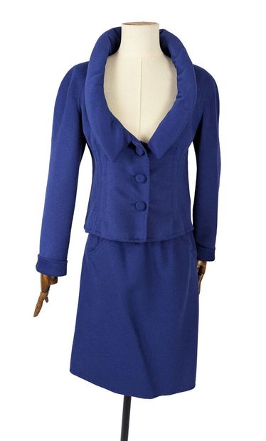 VALENTINO
Two-piece royal blue wool and cashmere...