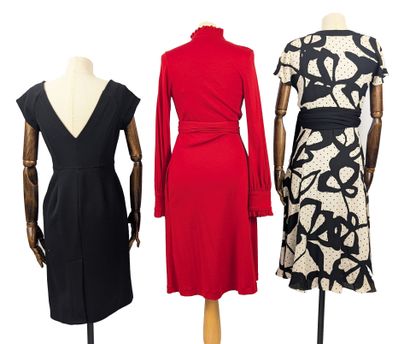 DIANE VON FURSTENBERG
Set of three pieces:
-...