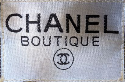 CHANEL - Boutique
Two-piece tailored suit...