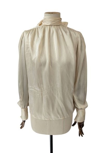 CHANEL
Off-white silk satin blouse, loose...
