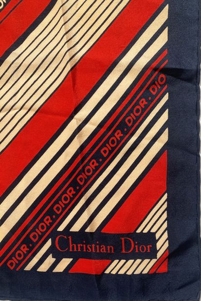CHRISTIAN DIOR
Set consisting of a silk square...