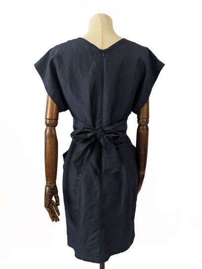 ARMANI - Collections
A set of four pieces:...