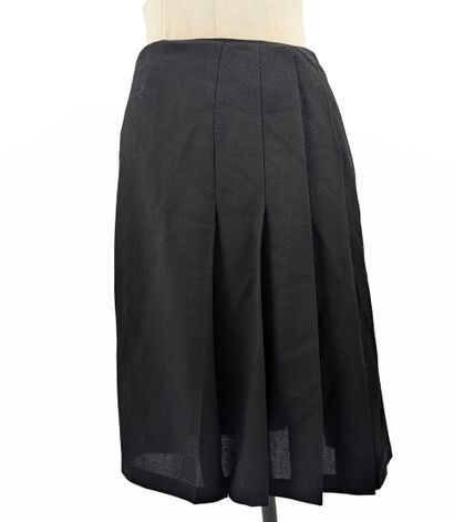 RENA LANGE
Black textured herringbone skirt,...