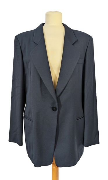 MANI by Giorgio ARMANI
Navy blue cotton blazer.
Size...