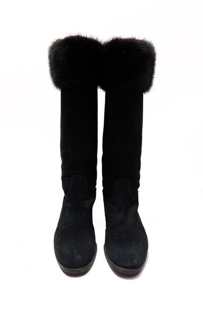 CHANEL
Pair of black suede boots with mink-trimmed...
