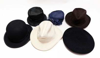 Set of hats and a beret from the brands PEBEO,...