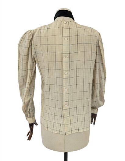 VALENTINO - Boutique
Beige blouse with black...