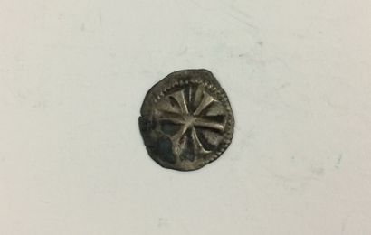 FLANDRES ou ARTOIS. Petit denier du XIIIème...