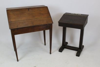 BUREAU DE PENTE en bois naturel, ouvrant...
