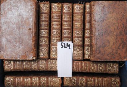 ROLLIN - HISTOIRE ROMAINE 16 Volumes

Reliures...