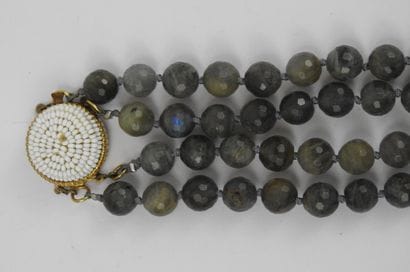 COLLIER fantaisie, composé de deux rangs...