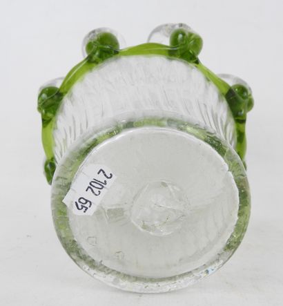 VASE en verre soufflé. Haut.: 15 cm.
