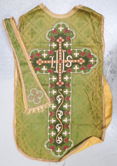 CHASUBLE romaine - paramentique en tissu...