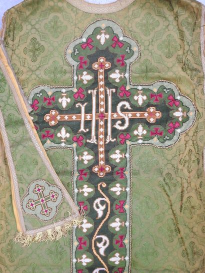 CHASUBLE romaine - paramentique en tissu...