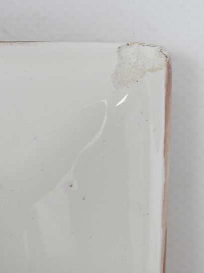 PLAT CARRE en faïence imitation bambou et...
