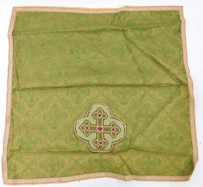 CHASUBLE romaine - paramentique en tissu...