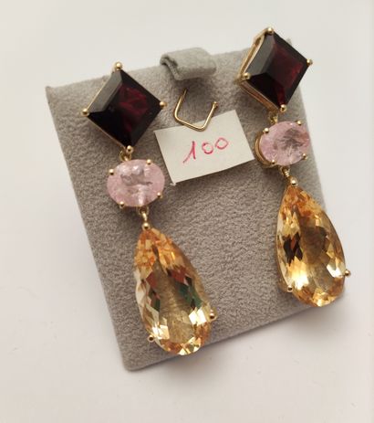PAIRE DE PENDANTS d'oreilles en vermeil (925...