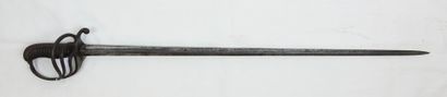 FRANCE. Sabre d'officier modèle 1882, fusée...