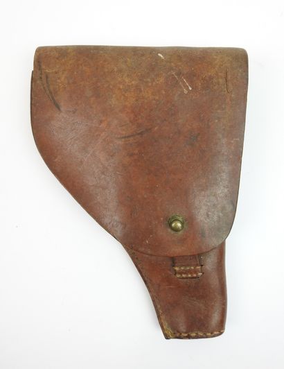 FRANCE. Etui modèle 1938 pour PA 35 en cuir...