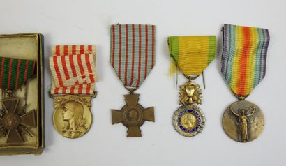 FRANCE. Suite de 6 médailles 14-18, croix...