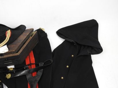FRANCE. Tenue d'élève de l'école polytechnique...