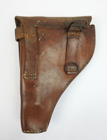 FRANCE. Etui modèle 1938 pour PA 35 en cuir...