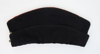 FRANCE. Bonnet de police d'un sous-lieutenant...