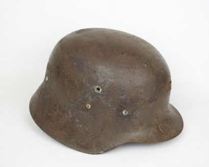 ESPAGNE. Casque modèle Z-42 des troupes républicaines...