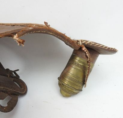
FRANCE. Paire dépareillée de fontes à pistolet...