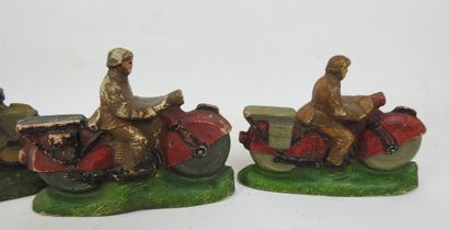 JOUETS. JRD, suite de 5 figurines en composition...