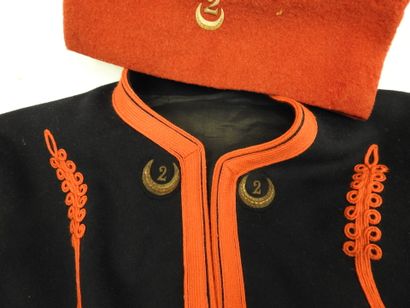 FRANCE. Tenue de tradition de sergent-chef...