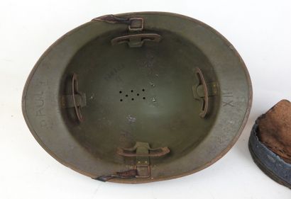 
FRANCE. Casque Adrian modèle 1926 en acier...