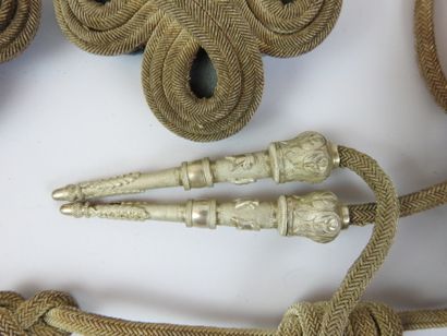 FRANCE. Aiguillettes d'officier d'état-major...