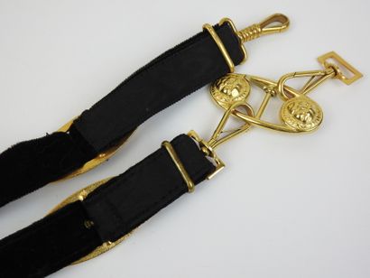 ALLEMAGNE. Paire de bélières pour dague d'officier...
