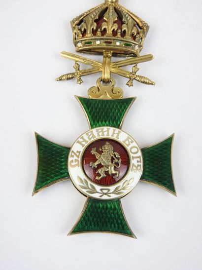 BULGARIE. Ordre de St Alexandre, croix de...
