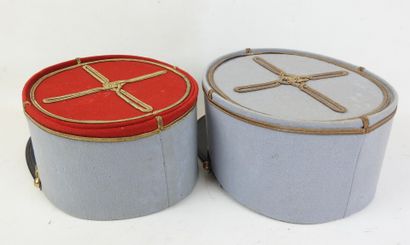 FRANCE. Suite de 2 képis, adjudant-chef des...