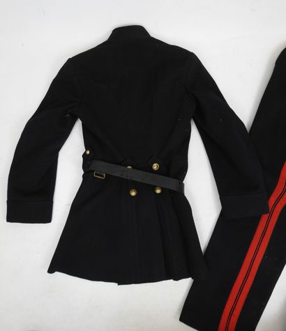FRANCE. Tenue d'élève de l'école polytechnique...