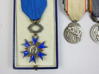 FRANCE. Lot divers, ordre national du mérite...