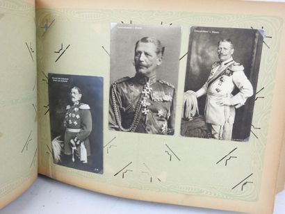 ALBUM CPA. Collection d'environ 200 cartes...