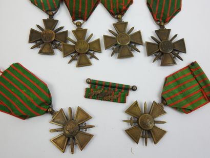 FRANCE. Suite de croix de guerre attribuées...